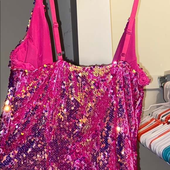 Clubbing dress - Picture 3 of 3